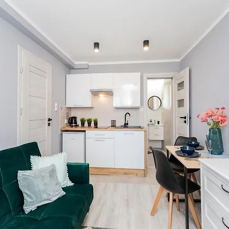 Rybacka 48 - Twoje Miejsce Wypoczynku, Domki, Studia, Apartamenty, Rowery, Hulajnogi Guest house Jantar