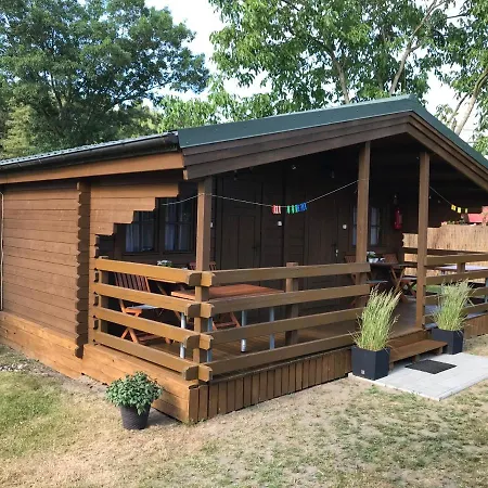 Rybacka 48 - Twoje Miejsce Wypoczynku, Domki, Studia, Rowery, Hulajnogi, E-foil, Balie Z Hydromasazem, Sprzet Do Polawiania Bursztynu 3* Jantar