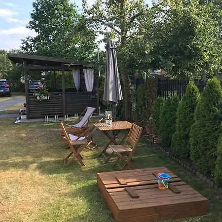 Gasthuis Rybacka 48 - Twoje Miejsce Wypoczynku, Domki, Studia, Rowery, Hulajnogi, E-foil, Balie Z Hydromasazem, Sprzet Do Polawiania Bursztynu