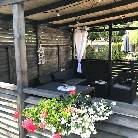 Rybacka 48 - Twoje Miejsce Wypoczynku, Domki, Studia, Apartamenty, Rowery, Hulajnogi Jantar