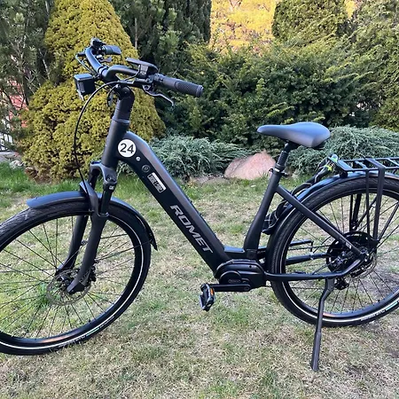 Rybacka 48 - Twoje Miejsce Wypoczynku, Domki, Studia, Rowery, Hulajnogi, E-foil, Balie Z Hydromasazem, Sprzet Do Polawiania Bursztynu 3*