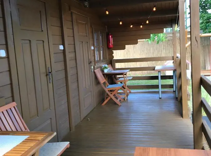 Гостевой дом Rybacka 48 - Twoje Miejsce Wypoczynku, Domki, Studia, Rowery, Hulajnogi, E-foil, Balie Z Hydromasazem, Sprzet Do Polawiania Bursztynu Янтар