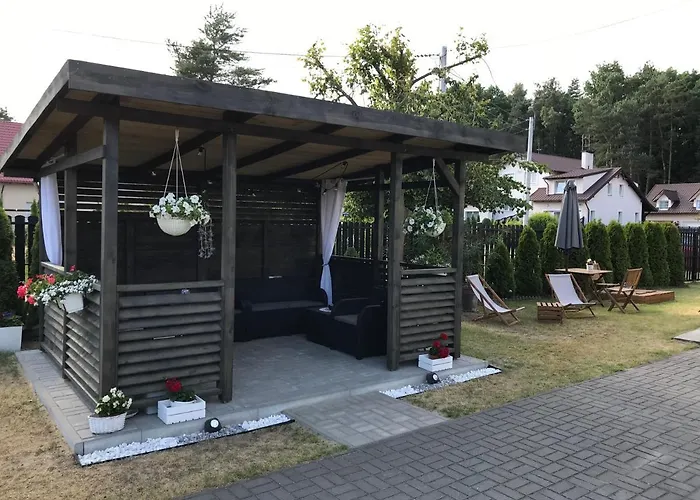 Гостевой дом Rybacka 48 - Twoje Miejsce Wypoczynku, Domki, Studia, Rowery, Hulajnogi, E-foil, Balie Z Hydromasazem, Sprzet Do Polawiania Bursztynu 3*