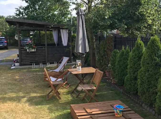 Гостевой дом Rybacka 48 - Twoje Miejsce Wypoczynku, Domki, Studia, Rowery, Hulajnogi, E-foil, Balie Z Hydromasazem, Sprzet Do Polawiania Bursztynu